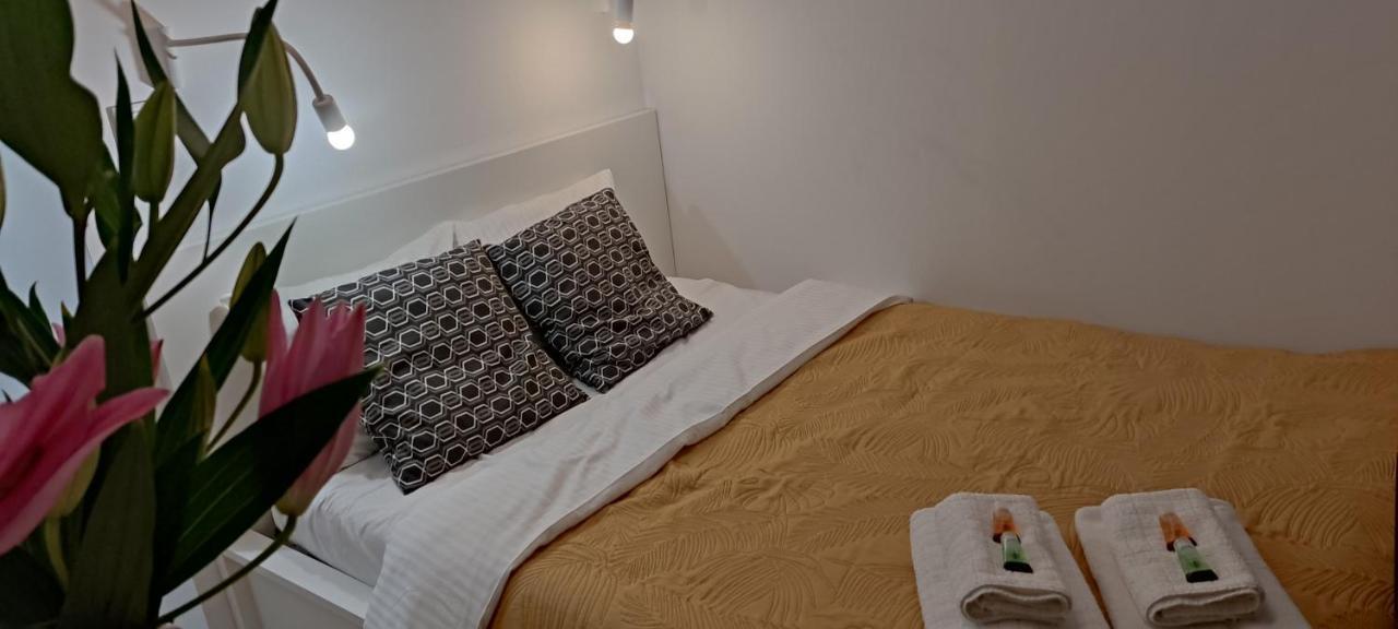 Be My Guest- Fontany Luxury Apartment Metro Wi-Fi Free Parking Zone Βαρσοβία Εξωτερικό φωτογραφία